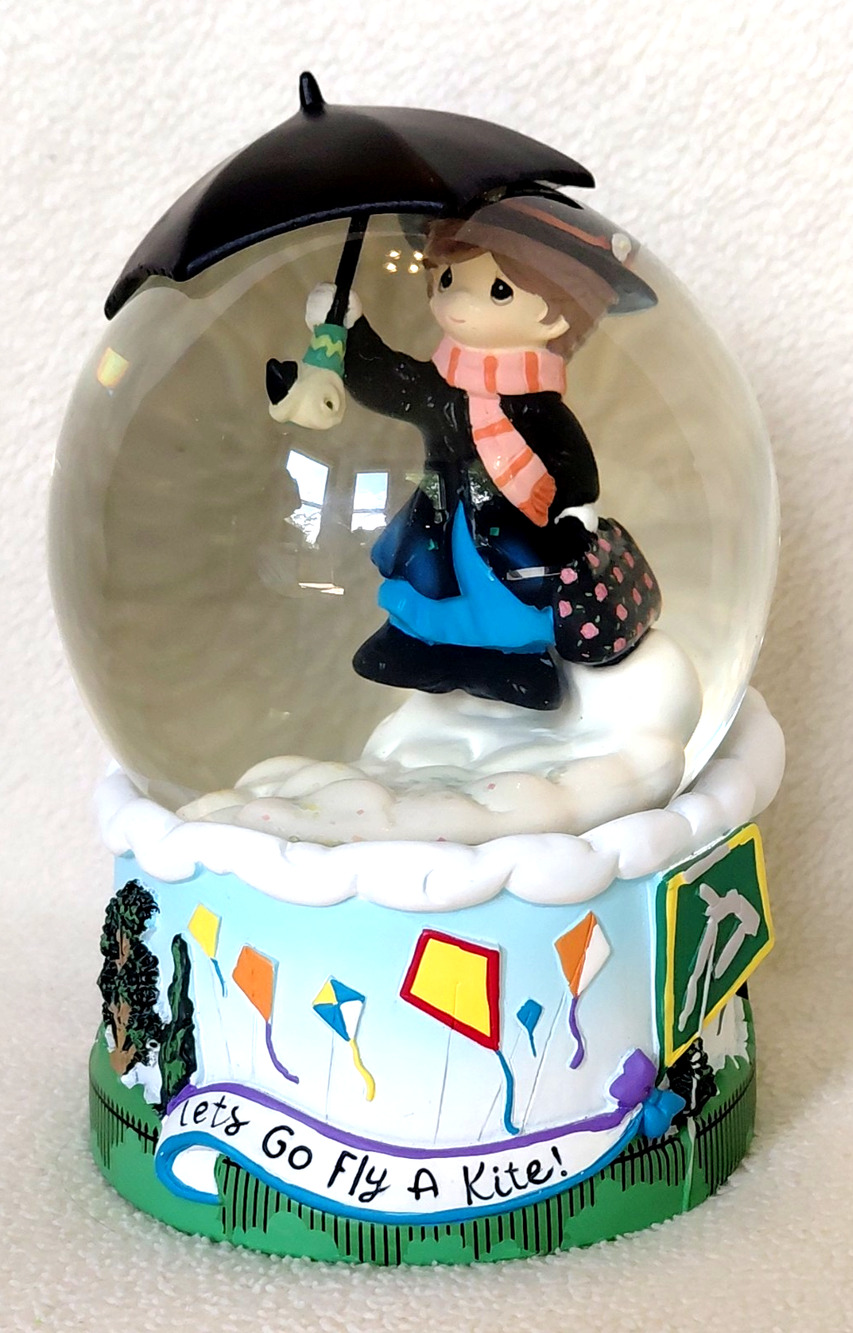 2019 Precious Moments Disney Showcase Collection Mary Poppins Musical Snow Globe
